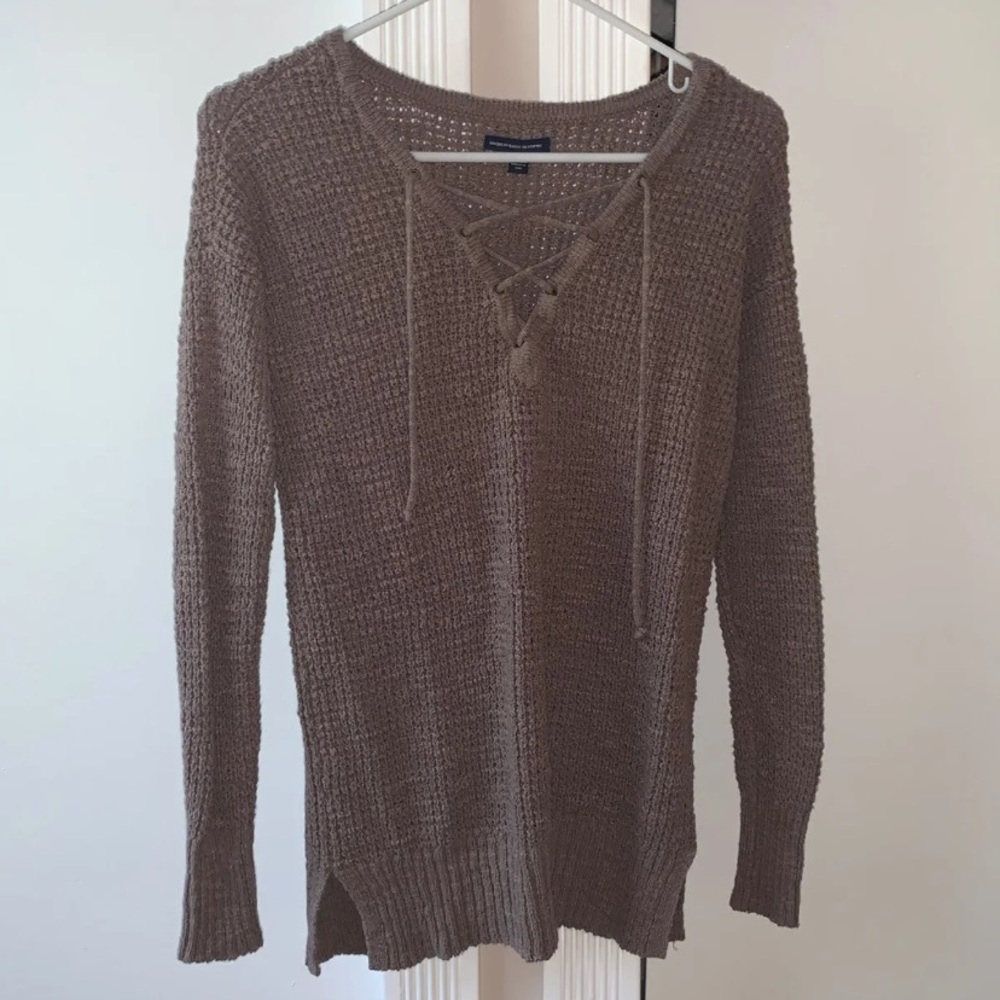 American Eagle Sweater